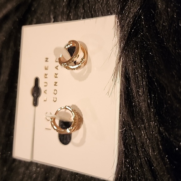 New LC Lauren Conrad Mini Rosetone Hoop Earrings - Picture 3 of 5